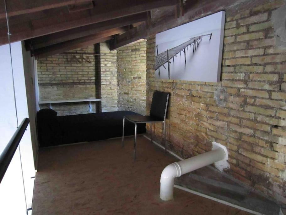 Young Penthouse Valencia Luaran gambar