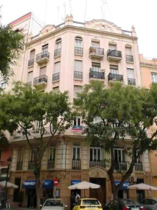 Young Penthouse Valencia Luaran gambar
